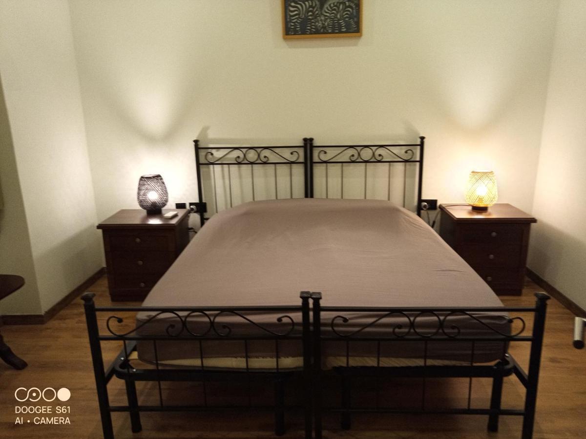 Solemare Bed & Breakfast Надур Екстериор снимка