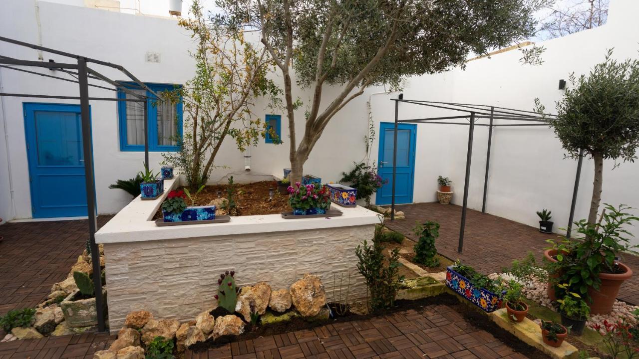 Solemare Bed & Breakfast Надур Екстериор снимка