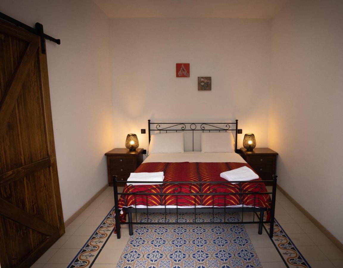 Solemare Bed & Breakfast Надур Екстериор снимка